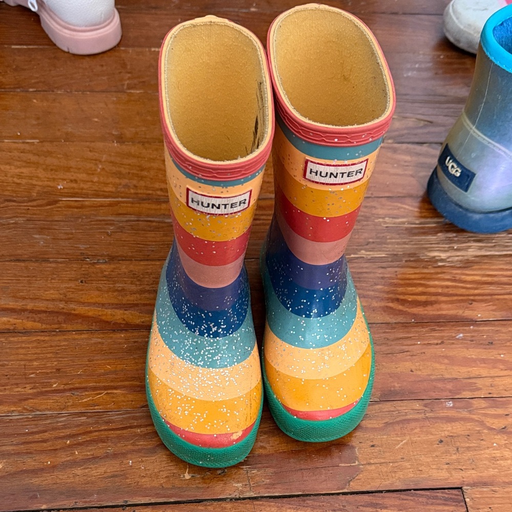 Hunter Kids Rainbow Stripe Rain Boots - Yellow, Green, Blue, Red